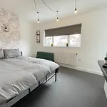 Cosy Bright Studio Apartment Close To Wembley Stadium